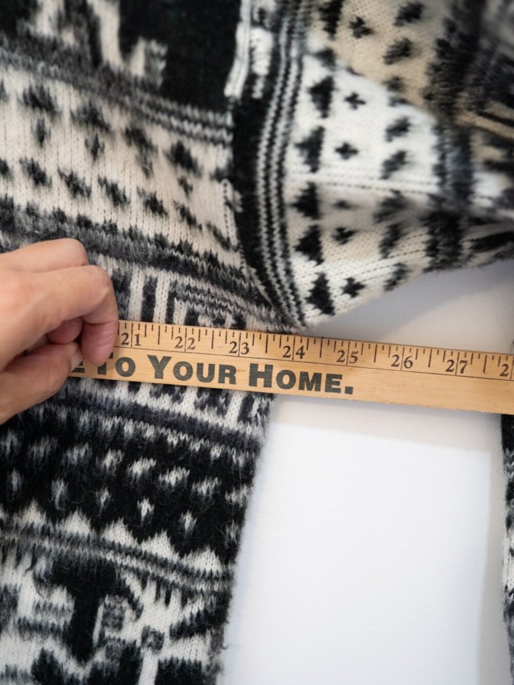 Vintage Handmade Ecuadorian Wool Cardigan Artesanías Chavez Geometric Aztec Boho - Picture 6 of 9